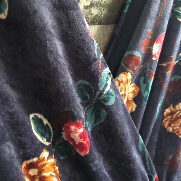 Sienna Sky Wide Leg Cropped Romper - Picture 3 of 4